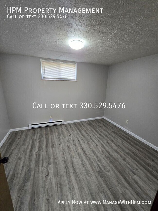 1909 Ferndale Rd NW Unit 12