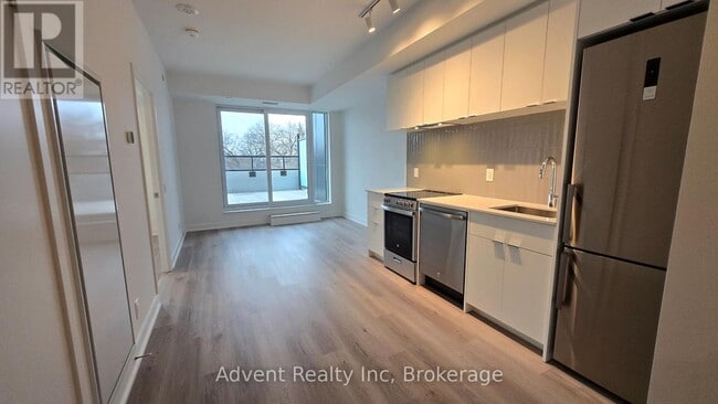 Photo - 1660 Bloor St W Unit 509