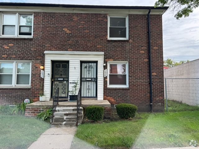 Building Photo - 1630 Outer Dr E Rental