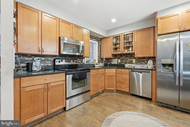 Photo - 87 Sudbury Square