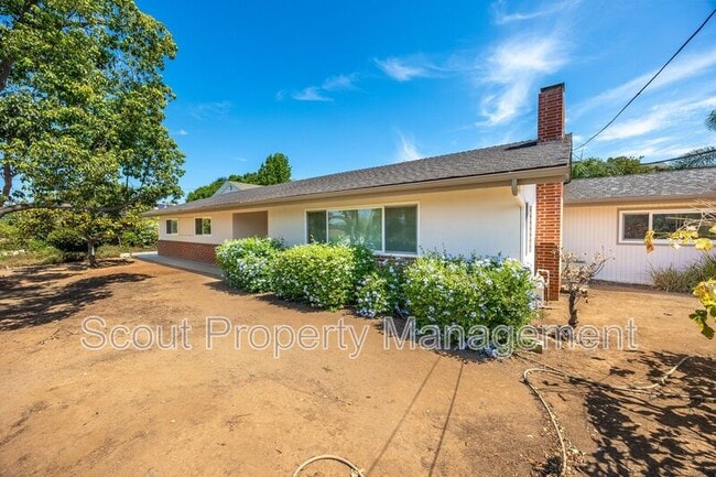 1934 S Juniper St