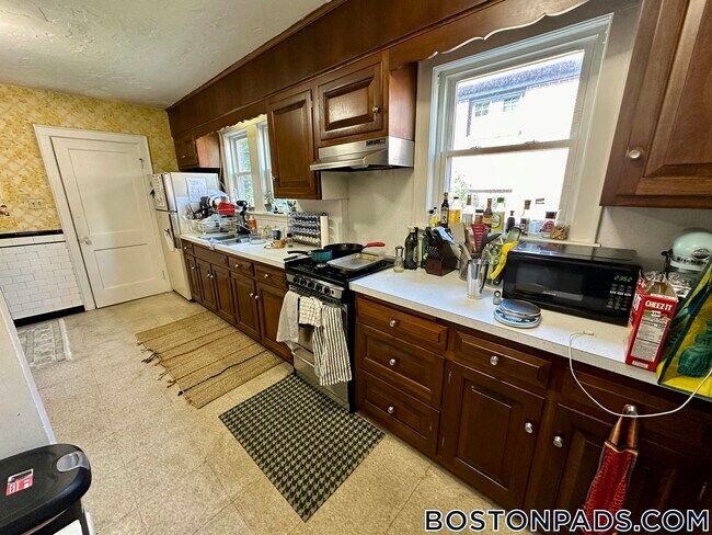 Photo - 262 Corey Rd Unit 1