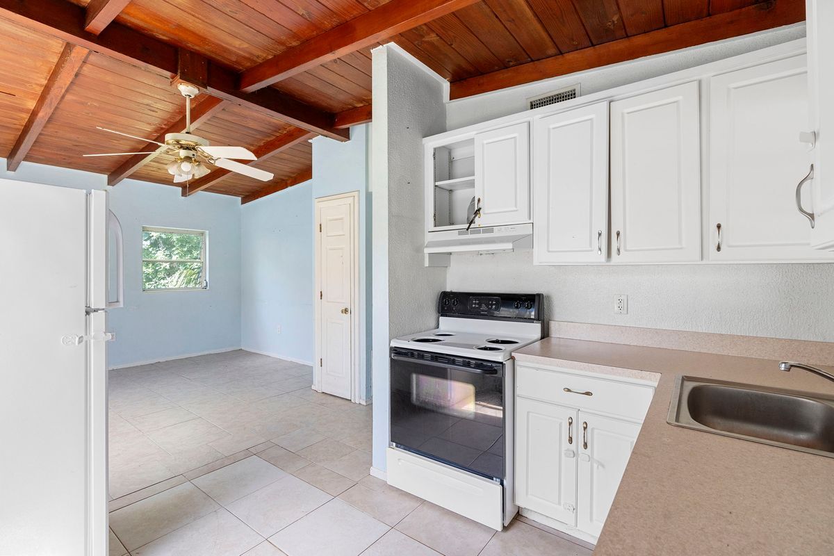 Photo - 1655 Richland Ave