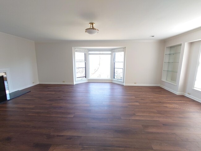 Photo - 3200 E Hampshire St