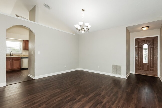 Photo - 1717 Tarah Trace Dr