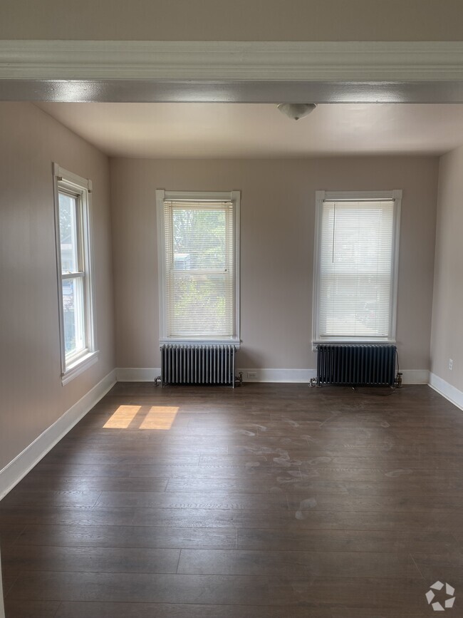 Building Photo - 336 Heckman St Unit 2 Rental
