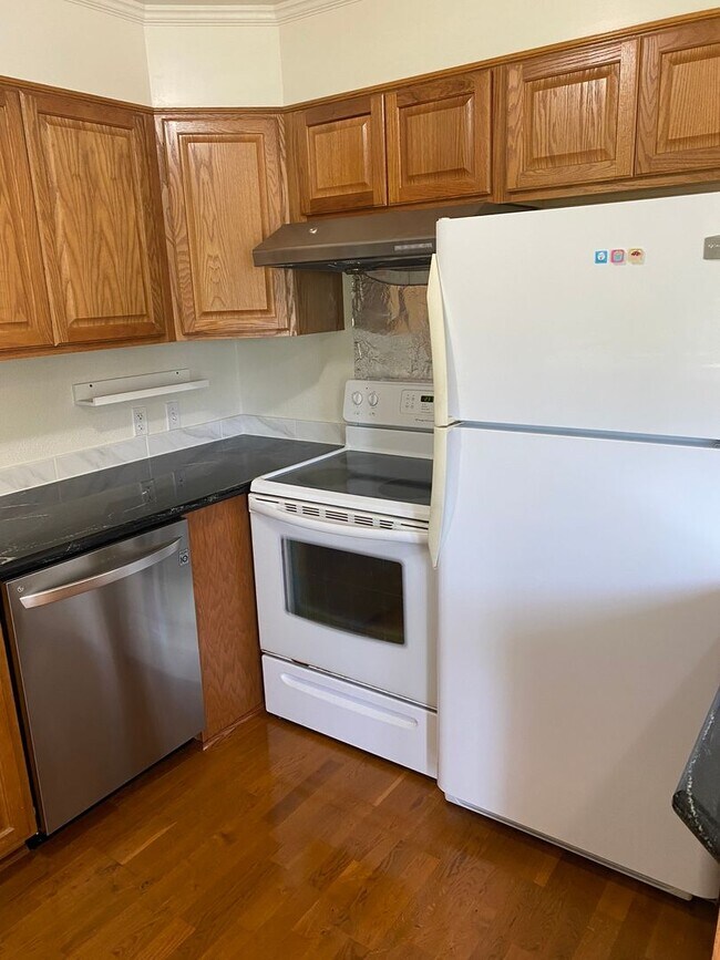 Photo - 2130 W 14th Ct Unit 2130 W. 14th Ct.