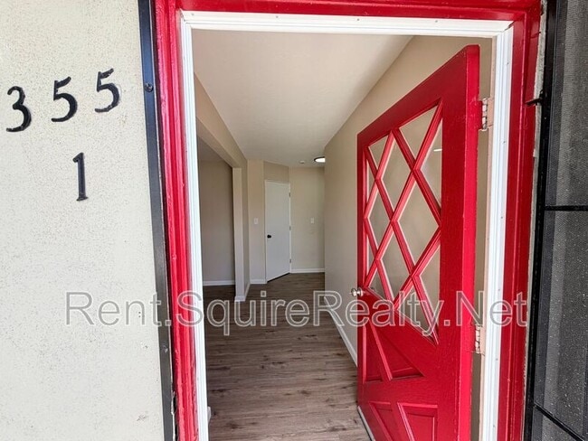 Photo - 355 S Aspan Ave Unit Middle House