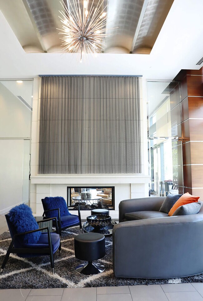 Photo - Columbus Square