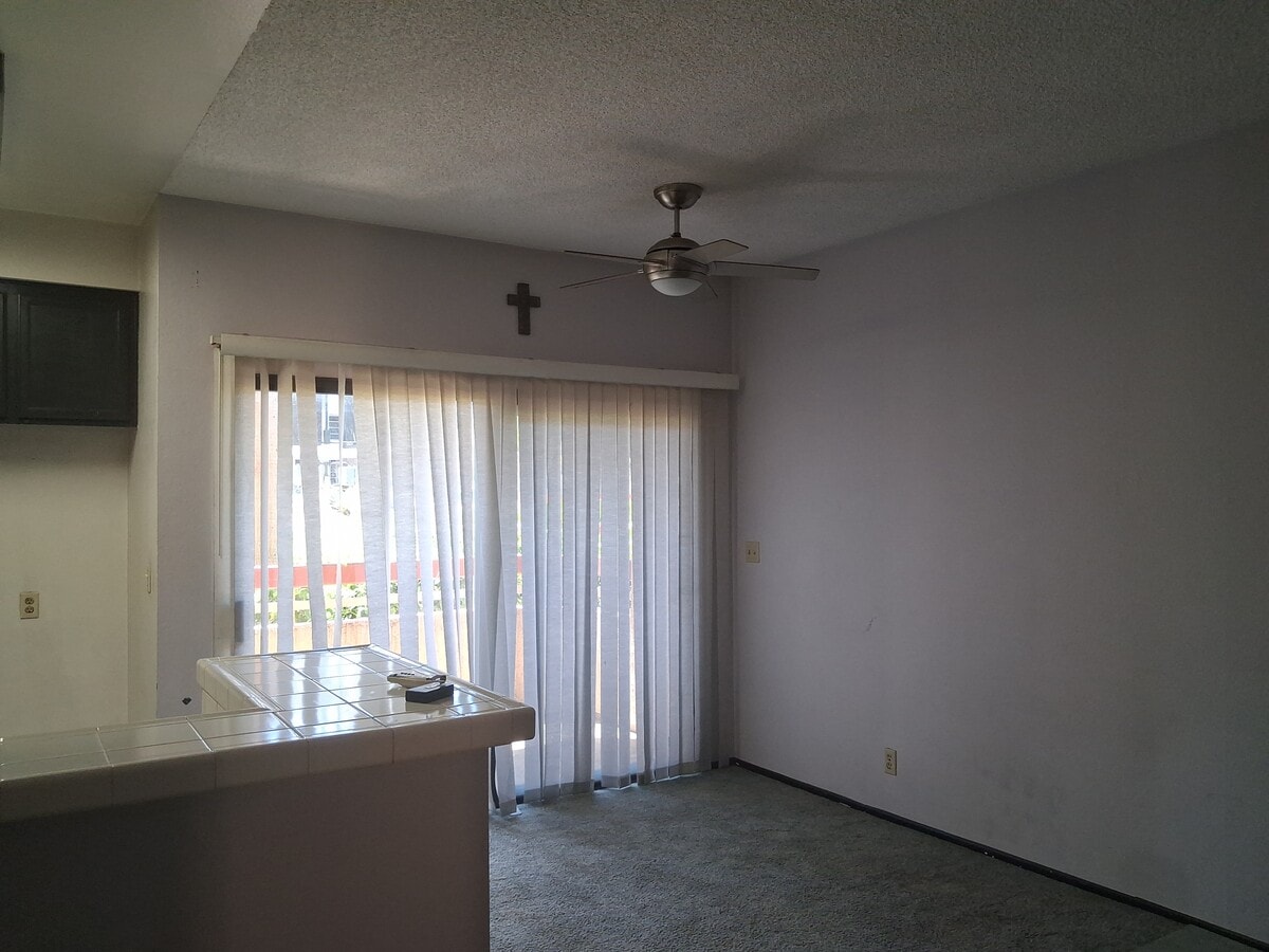 Photo - 941 W Carson St Unit Harbor Manor 128