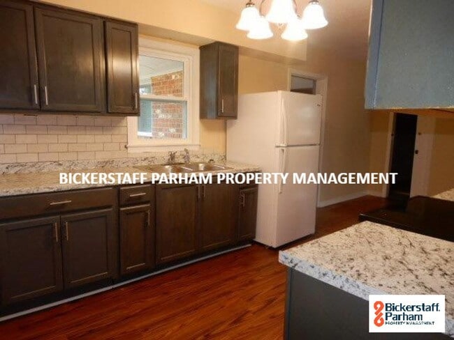 Photo - Spacious Modern Living. The Lifestyle You Deserve.