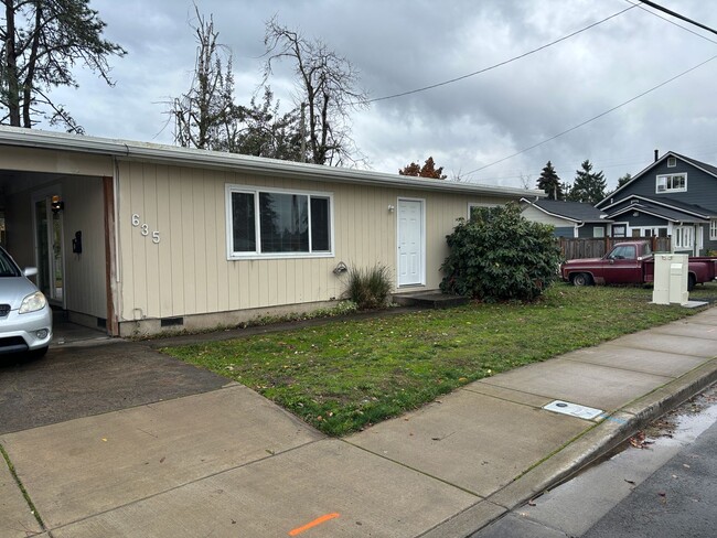 House on Taylor Ave - House on Taylor Ave