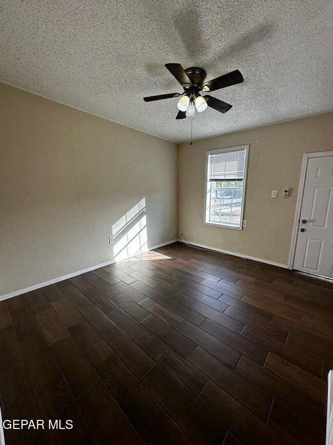 Photo - 8932 Ankerson St Unit B