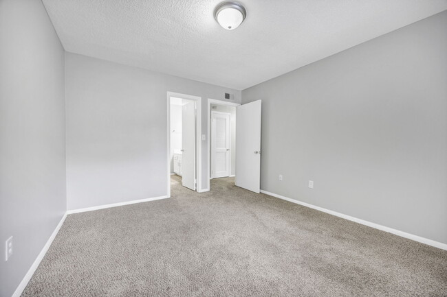 Landmark Woods Apartment Homes