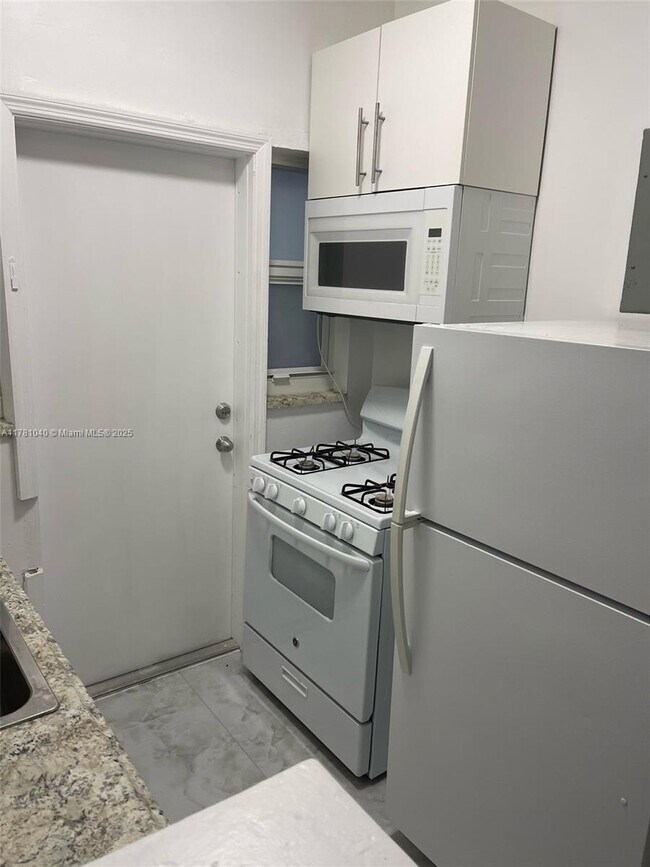 Photo - 1606 Jefferson Ave Condo Unit 4