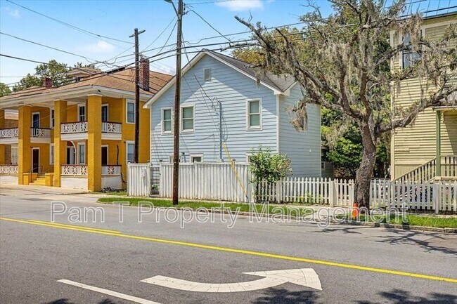 Photo - 201 A W 37th St