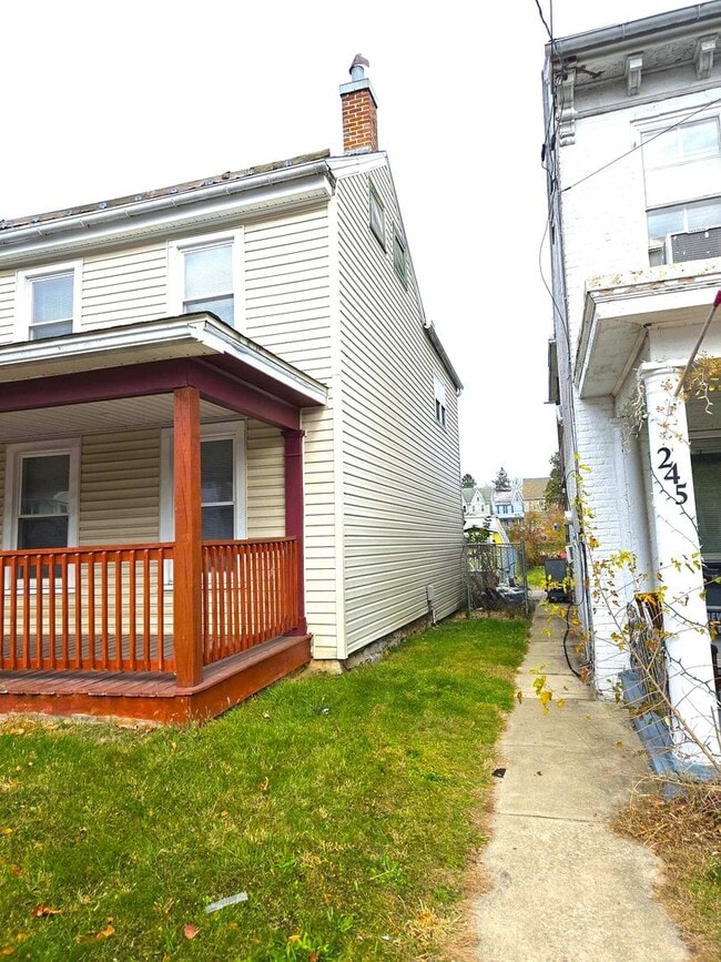 Photo - Spacious 3-bedroom single-family home in Chambersburg Borough