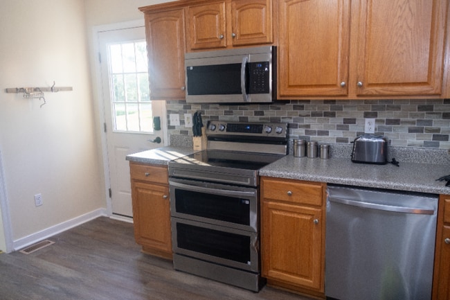 Photo - 6311 Osborne Turnpike