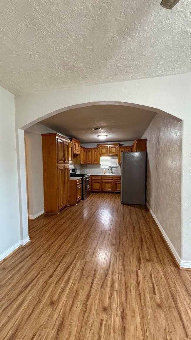 Photo - 13346 Louisville St