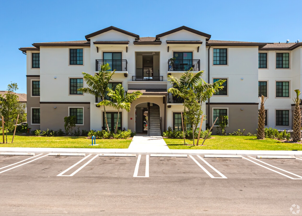 Ocean Breeze East Apartments For Rent In Boynton Beach Fl Forrent Com