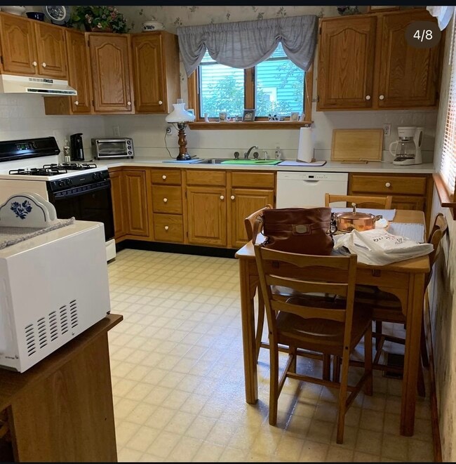 Photo - 195 Water St