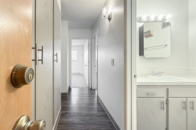 Photo - Casa Grande Apartments