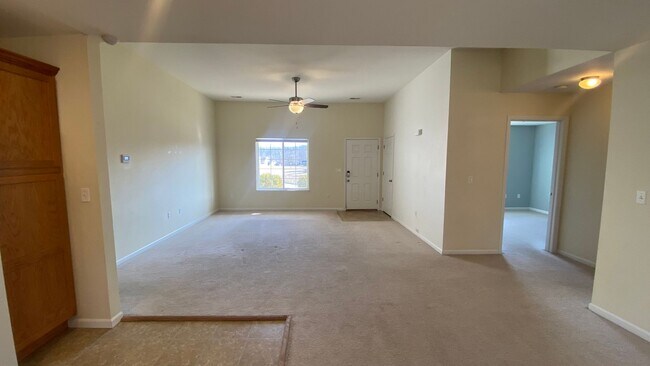 Photo - 3 Bed / 2 Bath Home in Timber Run – Dog Fr...