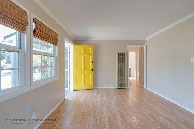 Photo - Beautiful 2 Bed 1 Bath Front Unit in the Serene Neighborhood of San Dimas!