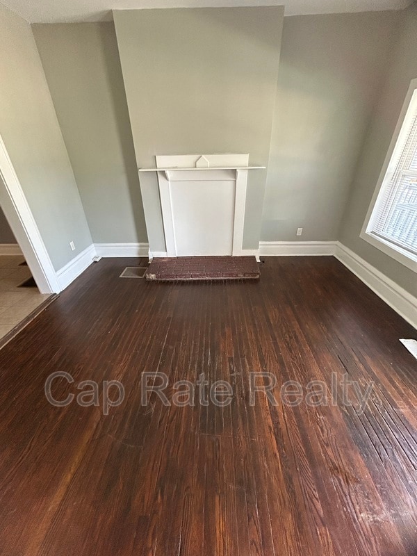 Photo - 807 E 2nd Ave