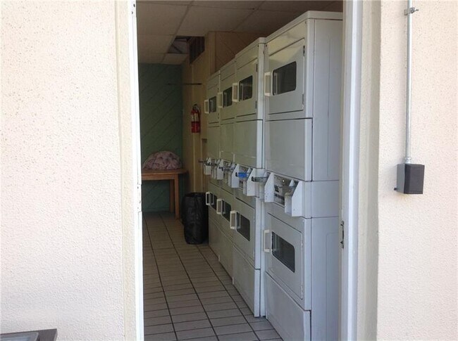 Photo - 2555 NE 11th St Unit 902
