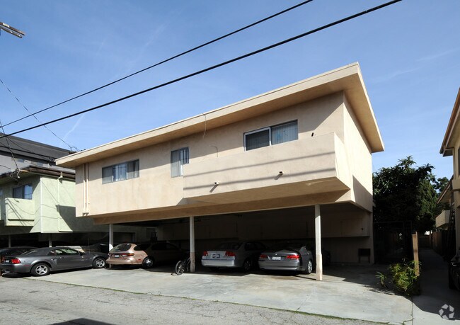 Photo - 1419 S. Bundy Dr