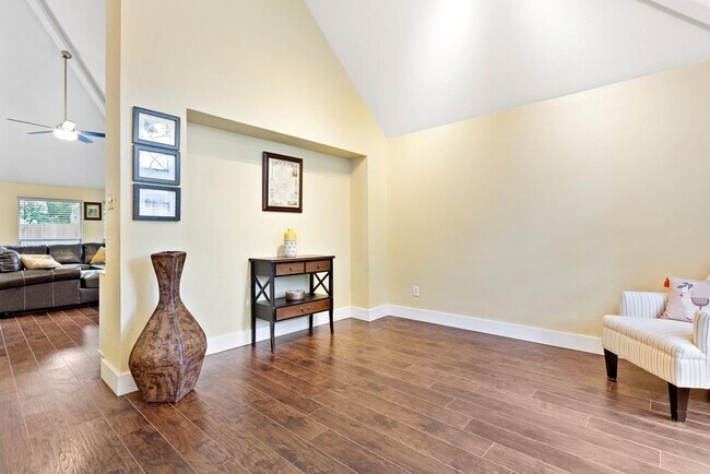 Photo - 8203 Miller Falls Dr