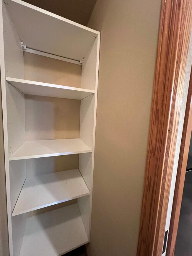 Photo - 3600 W 93rd St