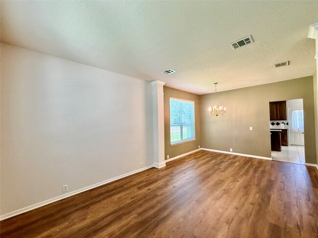 Photo - 7426 Maple Run Dr