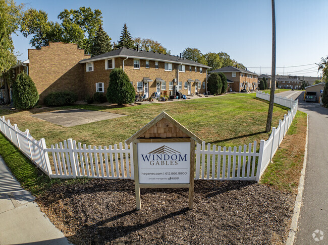 Building Photo - Windom Gables Rental