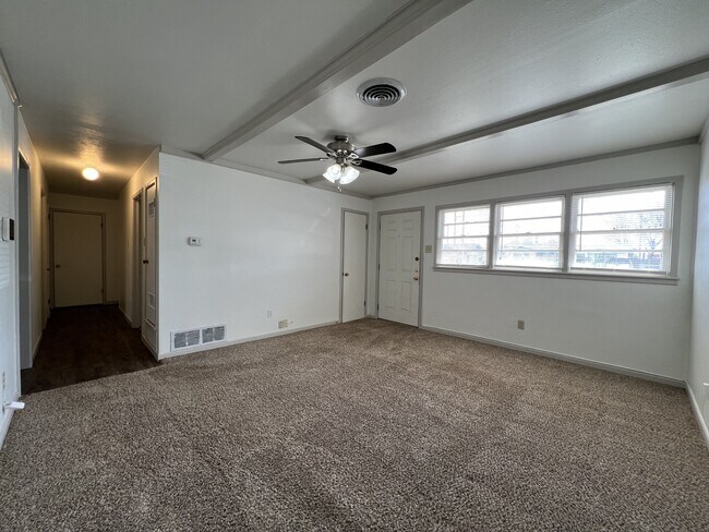 Photo - 3106 Aberdeen Ave