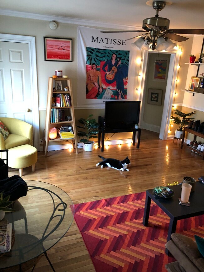 Photo - 811 Washtenaw Ave