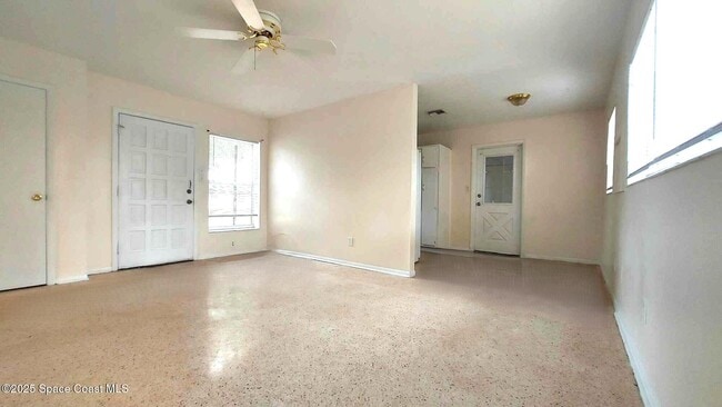 Photo - 1706 Pineda St