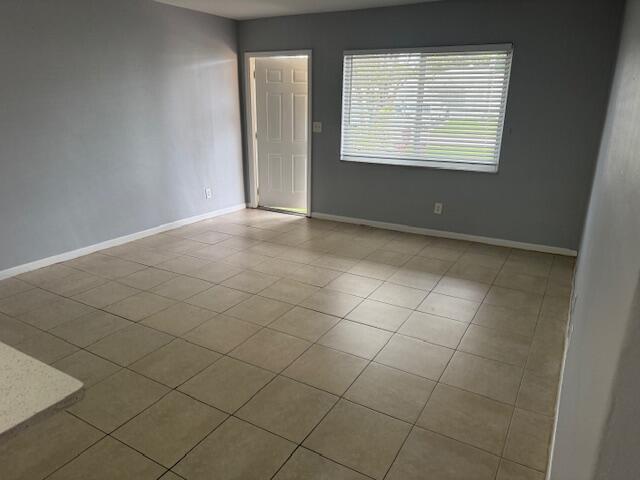 Photo - 240 NW 41st Ct