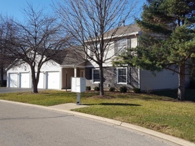 Building Photo - 320 Newport Ln Unit B1 Rental