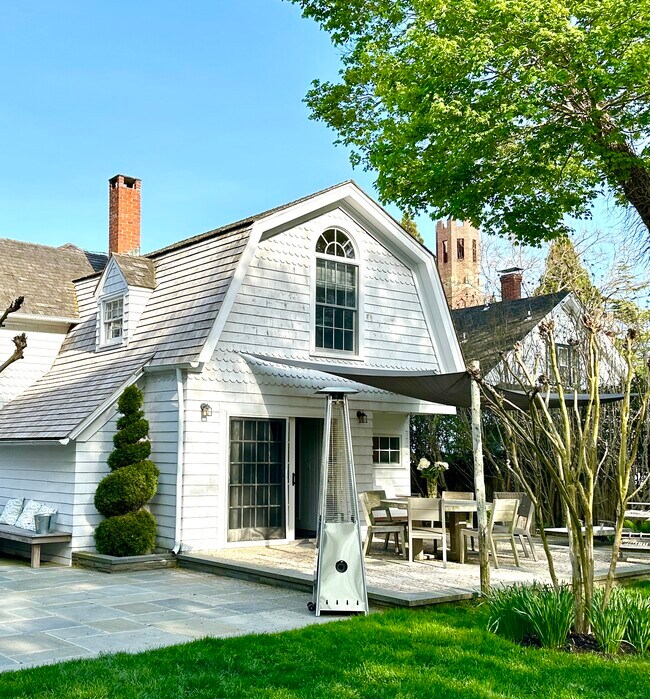 Photo - 140 Little Plains Rd