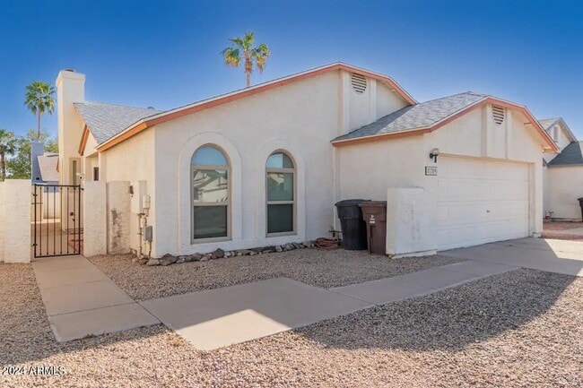 Photo - 8759 W Grovers Ave
