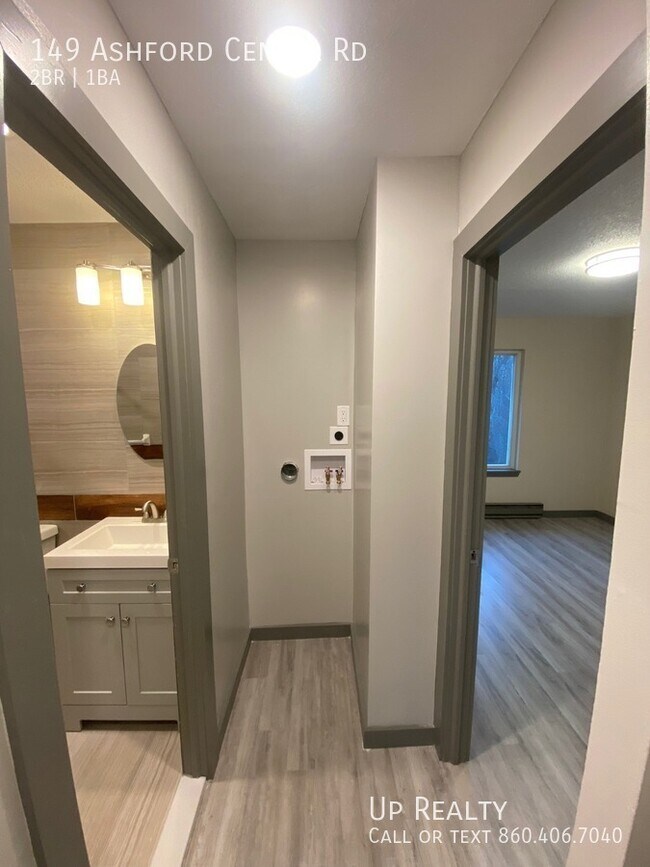 Photo - 149 Ashford Center Rd