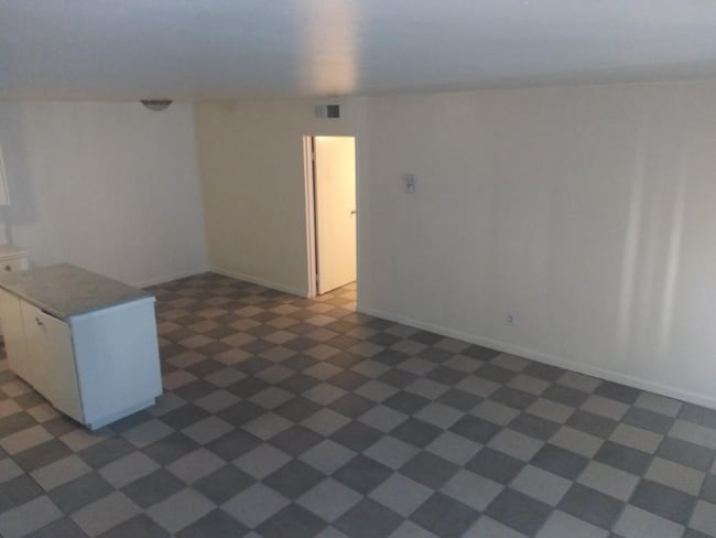 Photo - 1025 N Madison St Unit 1025 N. Madison St.