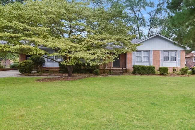 Building Photo - 719 Woodland Hills Rd W Rental