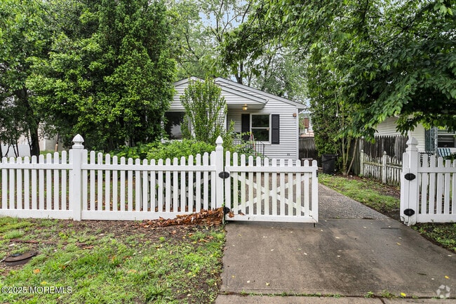 Building Photo - 204 Raritan St Rental