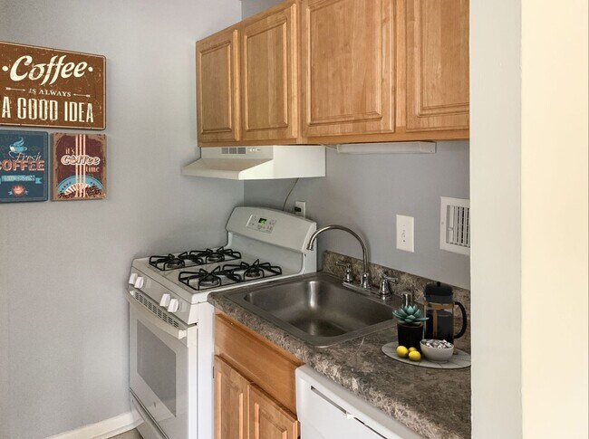 7903 Indian Head Hwy Unit 412