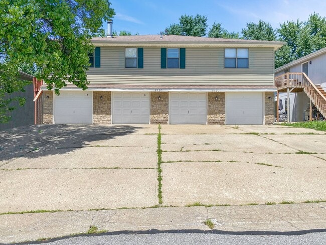 Building Photo - Brand New Unit APT D