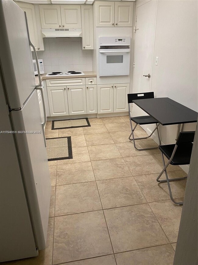 Photo - 3801 S Ocean Dr Unidad N1K