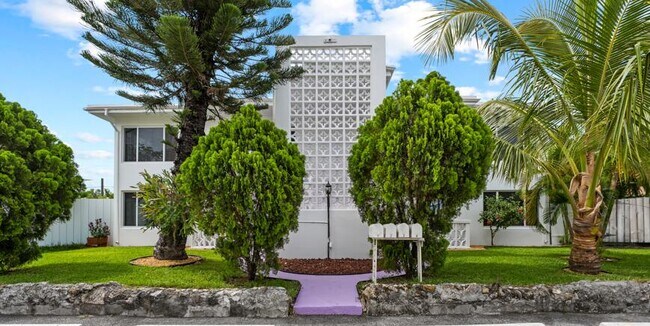 Building Photo - 1279 Beach Rd Rental